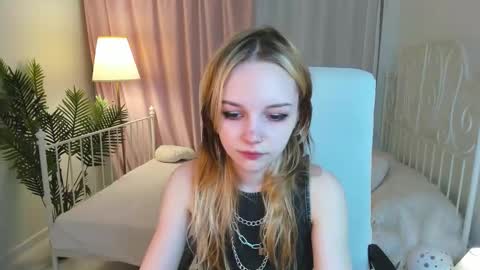 MONICA online show from October 2025 01:20:02 PM