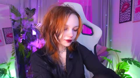 MONICA online show from October 2025 01:56:02 PM