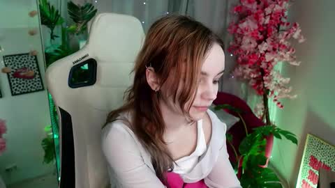 MONICA online show from November 2025 12:38:01 PM