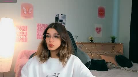 Sara online show from June 2026 01:24:01 PM