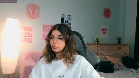 Sara online show from June 2026 01:46:01 PM