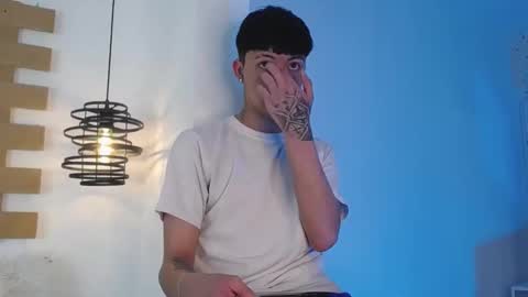 Steev online show from March 2025 03:51:02 AM