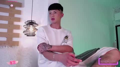 Steev online show from March 2025 05:27:02 AM