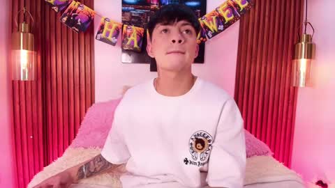 Steev online show from October 2025 08:18:01 PM