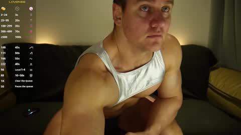 Steeve online show from December 2025 02:39:01 AM