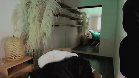 Stefanny   online show from March 2025 03:35:01 PM