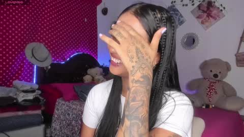 Im MiaIts my first day here  online show from February 2025 02:14:02 AM