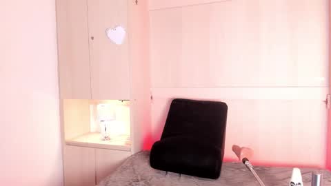 Snapshot of stefannyevans_ chatting on April 2026 05:30:01 PM stefannyevans_ online show from April 2026 05:30:01 PM