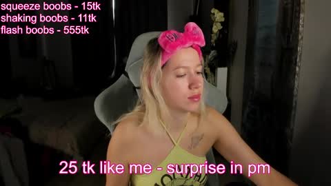 Snapshot of stefany_and_bettany chatting on April 2026 08:06:02 AM stefany_and_bettany online show from April 2026 08:06:02 AM