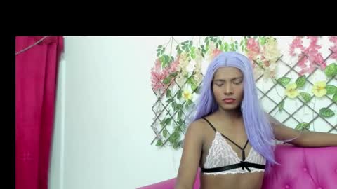 stefany_bitch online show from October 2025 01:55:02 PM