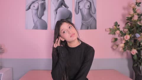 Stefany online show from March 2026 12:27:02 PM