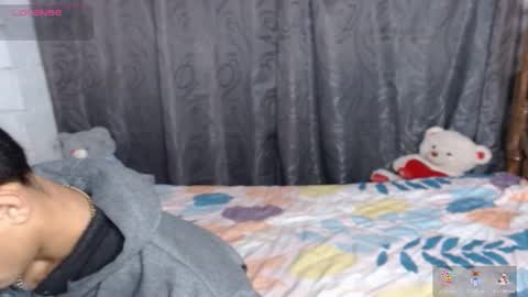 stefany_pablo1 online show from October 2025 01:23:02 PM