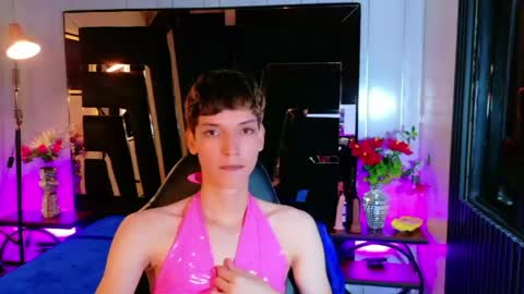stefany piink online show from April 2026 12:33:01 PM