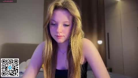 STEFI  Streams every day from 10 PM GTM1  online show from June 2026 12:03:01 AM