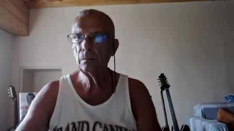 Snapshot of stefi444466 chatting on July 2026 03:38:02 PM stefi444466 online show from July 2026 03:38:02 PM