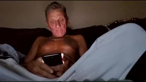 stefy1037 online show from October 2025 05:19:01 AM