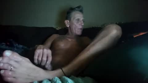 stefy1037 online show from November 2025 04:00:01 AM