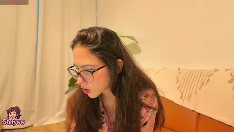 Stefy online show from April 2026 10:32:01 PM