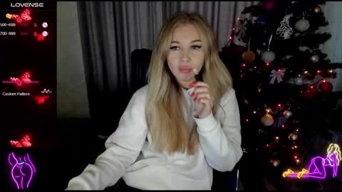 Stella  Cox online show from December 2025 08:54:02 AM