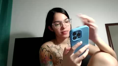 Snapshot of stella_art chatting on January 2025 08:22:01 AM Stella online show from January 2025 08:22:01 AM