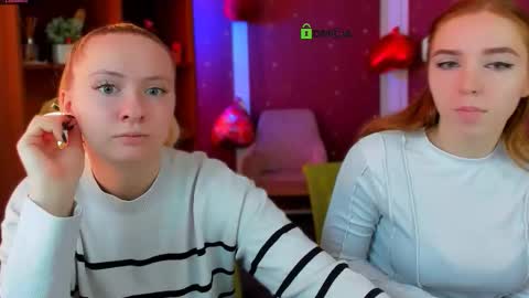 stella_flower online show from February 2026 12:21:01 PM