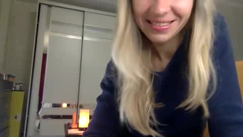 stella_walters online show from October 2025 09:49:01 PM