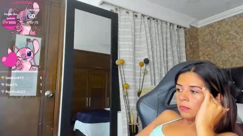 Snapshot of stella_xue chatting on February 2025 02:25:01 AM Estella online show from February 2025 02:25:01 AM