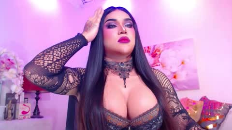 CALL ME STELLA online show from January 2026 07:46:02 AM