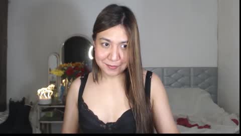 Stella online show from December 2025 08:39:01 PM