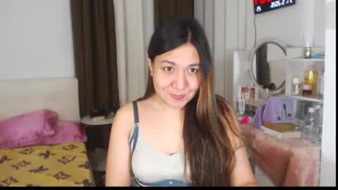 Stella online show from May 2026 05:10:02 PM