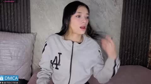 Snapshot of stepha_ chatting on November 2025 11:32:02 AM Stepha online show from November 2025 11:32:02 AM