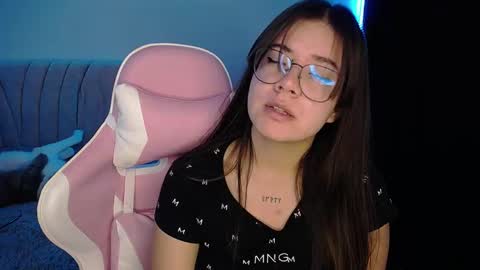 Emma online show from March 2025 05:50:02 AM