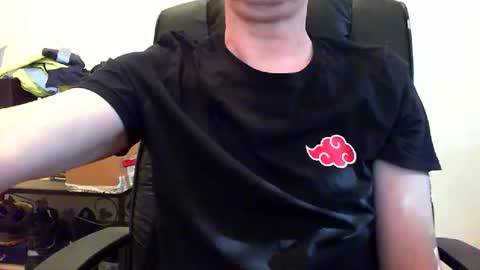 Snapshot of stephanederock chatting on November 2025 12:40:02 PM titi online show from November 2025 12:40:02 PM