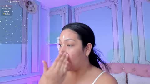 Snapshot of stephania_diamond chatting on January 2025 06:32:01 PM online show from January 2025 06:32:01 PM