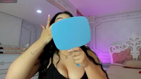 Snapshot of stephania_diamond chatting on February 2025 02:47:02 AM online show from February 2025 02:47:02 AM