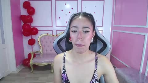 Stephania online show from March 2025 11:36:02 AM