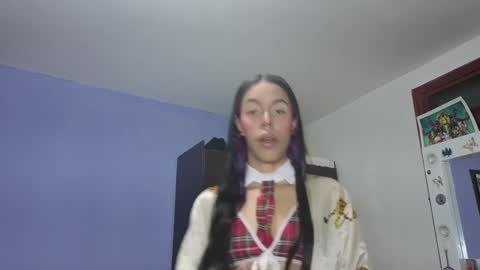 Stephania online show from March 2026 05:05:02 PM