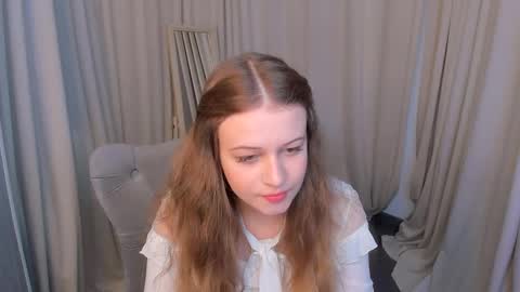 Snapshot of stephanie_shy_ chatting on November 2025 09:02:02 AM Stephanie online show from November 2025 09:02:02 AM