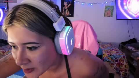 Snapshot of stephany_uwu chatting on January 2025 12:59:01 AM Stephany independient model online show from January 2025 12:59:01 AM