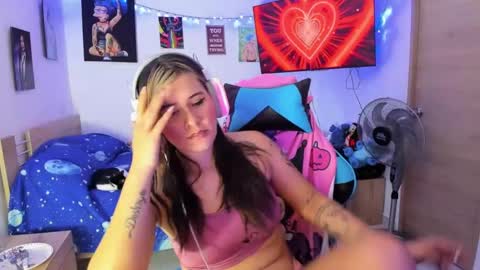 Snapshot of stephany_uwu chatting on January 2025 05:08:01 AM Stephany independient model online show from January 2025 05:08:01 AM