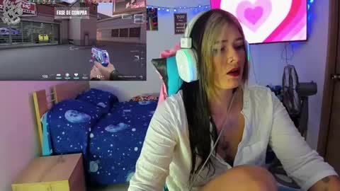 Snapshot of stephany_uwu chatting on January 2025 12:45:01 AM Stephany independient model online show from January 2025 12:45:01 AM