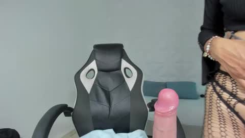 S T E P H A N Y A online show from February 2025 02:48:02 AM