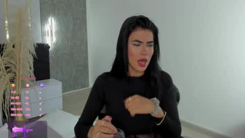 S T E P H A N Y A online show from October 2025 07:49:01 PM