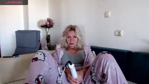 Snapshot of stephanydoll chatting on January 2026 01:04:01 PM stefany online show from January 2026 01:04:01 PM