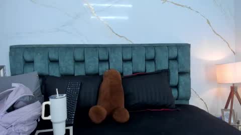 Stefanny online show from November 2025 12:09:01 AM