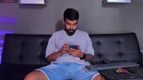    ................     online show from September 2025 07:52:01 PM