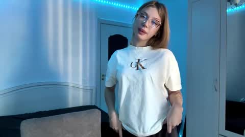 Snapshot of stepheniesemans chatting on February 2026 05:19:01 AM Stef online show from February 2026 05:19:01 AM