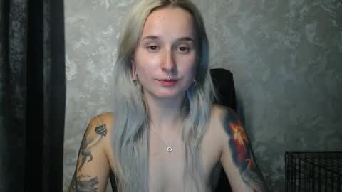 Snapshot of stephiepink chatting on November 2025 02:17:01 PM Grace online show from November 2025 02:17:01 PM