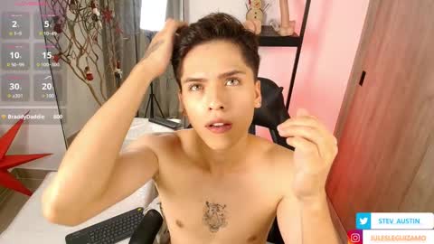 Snapshot of stev_austin_ chatting on November 2025 11:04:02 PM Stev austin online show from November 2025 11:04:02 PM