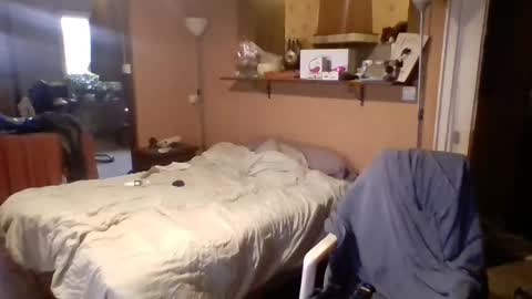 Snapshot of stevefromfrance chatting on December 2024 01:38:02 PM stevefromfrance online show from December 2024 01:38:02 PM